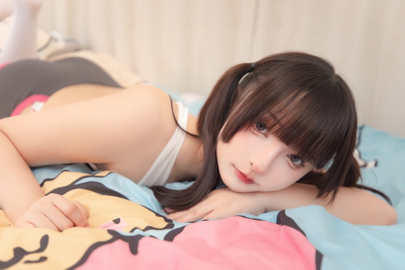 神楽坂真冬#伸展少女【75P-2V-256MB】图片揭秘